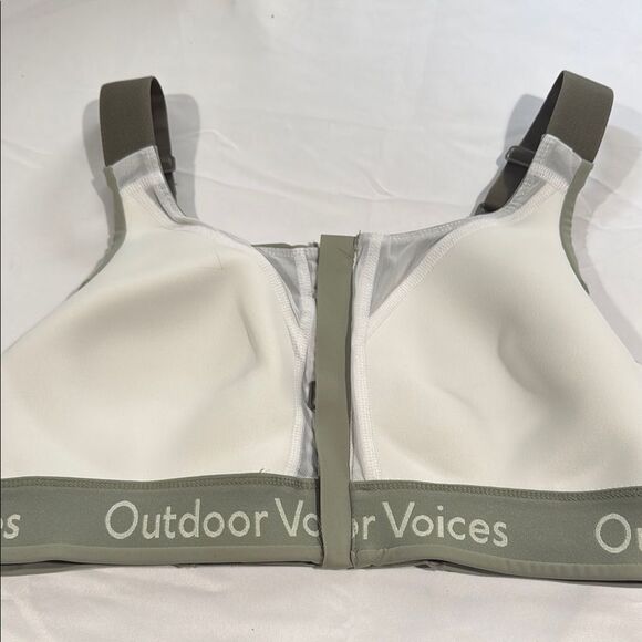 Outdoor Voices Powerhouse Green Sports Bra with Wide Straps and Zipper S/M-Cup - Picture 4 of 5